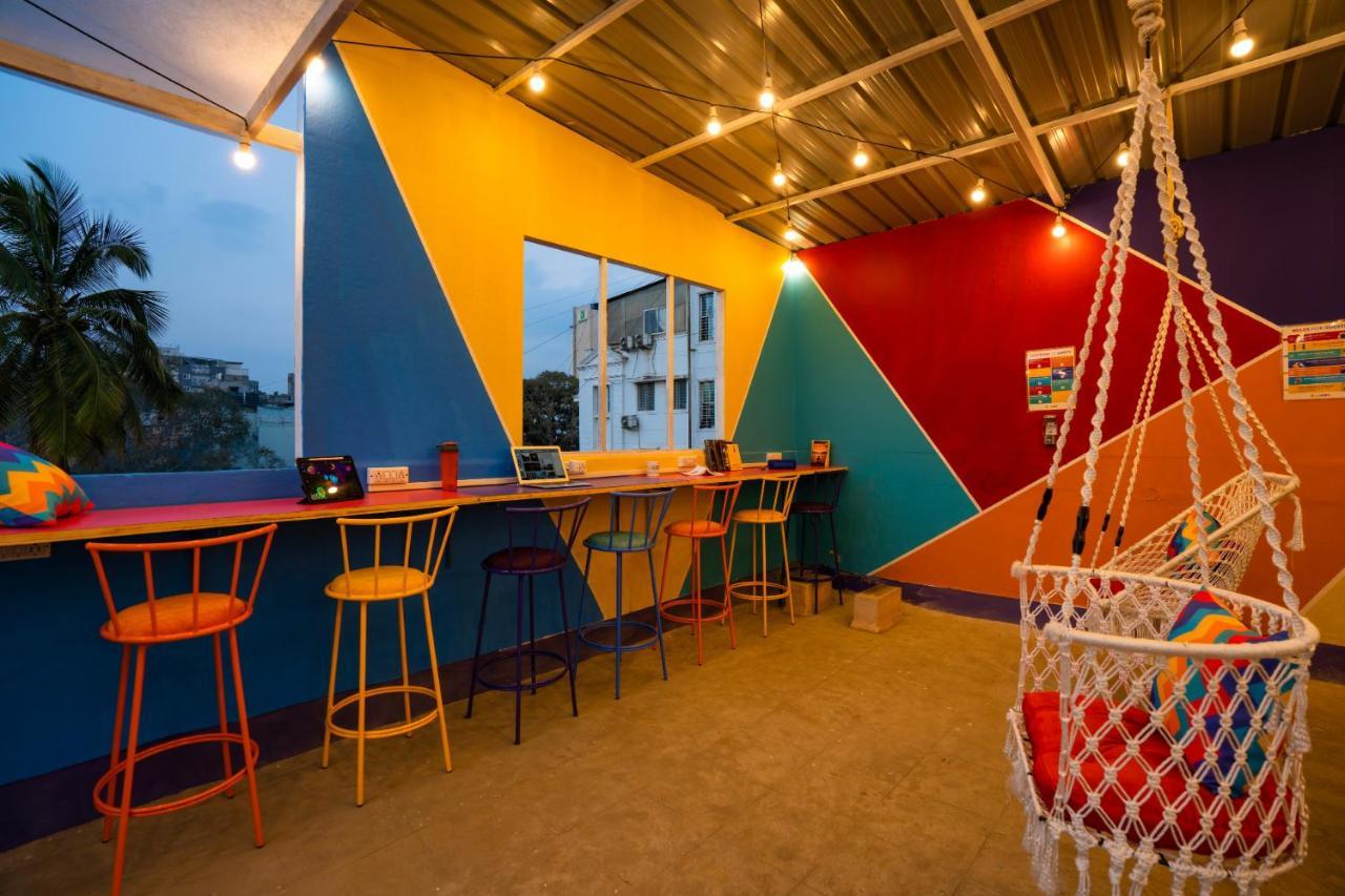 Gostops Bengaluru, Gandhi Nagar Majestic エクステリア 写真